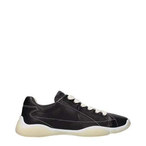 Prada Sneaker aus schwarzem Leder