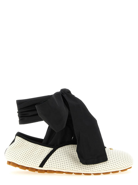 Ballerines bicolores en cuir d'agneau Valentino Garavani