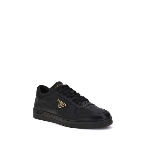 Baskets basses Prada en cuir de veau noir Bos Taurus